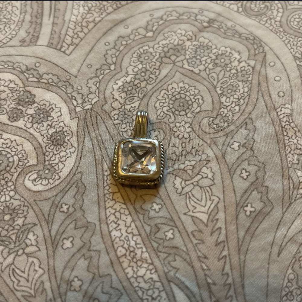 Pendant